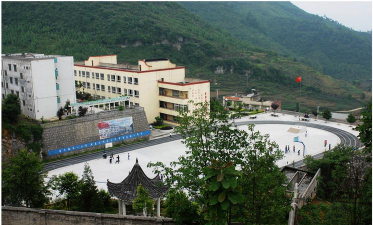 澧县双龙乡中学阅读区