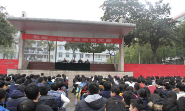 安陆二中阅读区