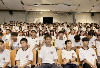 阳江市一问中学阅读区