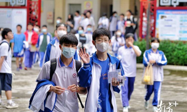 清远市第二中学阅读区