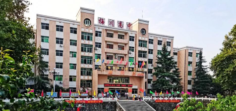 武穴梅川高级中学