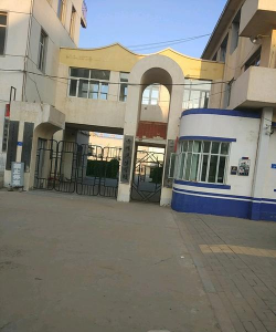 赤峰卫生学校阅读区