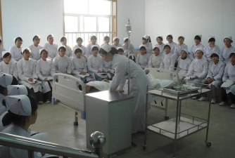 吕梁市卫生学校