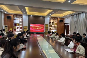 富川瑶族自治县职业技术学校阅读区