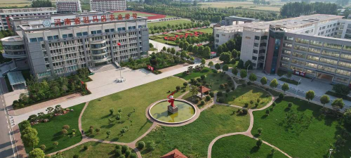 河南省驻马店农业学校阅读区
