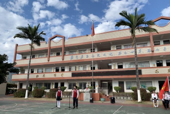 桃园县立新明国中阅读区