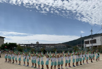 桃园县立山脚国中阅读区