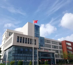 青岛航空职业技术学校阅读区