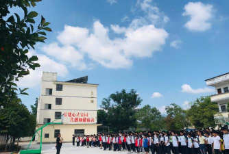西双版纳州青龙学校阅读区