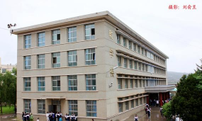 甘肃省通渭县第一中学阅读区