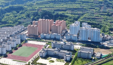 礼县实验中学阅读区