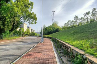 九江科技职业大学阅读区