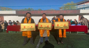 青海省玉树藏族自治州玉树县第一民族中学阅读区