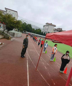 放珠中学阅读区