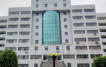 仙桃市新亚电脑中等职业学校阅读区