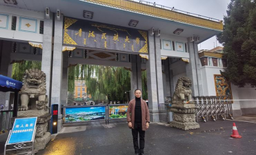 青海民族大学阅读区