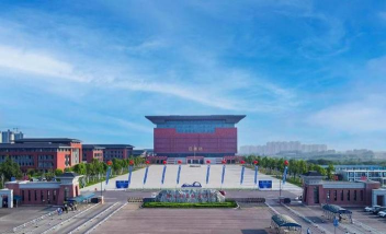 长葛市第三职业高级中学阅读区