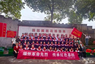 桃江县武潭镇中学阅读区