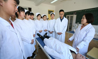 聊城市卫生学校阅读区