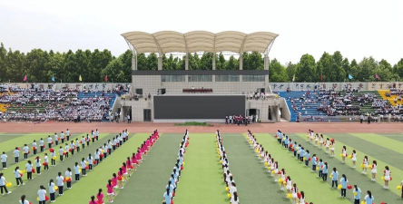 临沂商业学校阅读区