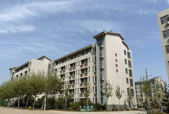邹城市技工学校阅读区