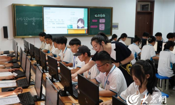 济宁市市中区职工中等专业学校阅读区
