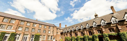 约克圣约翰大学