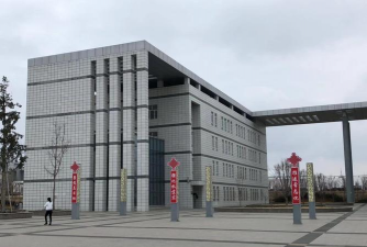 新疆博尔塔拉职业技术学院阅读区