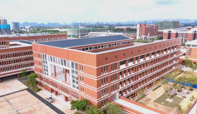 武鸣县高级中学阅读区