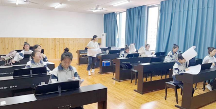 文成职业中等专业学校阅读区