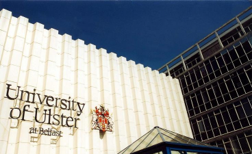 奥斯特大学阅读区