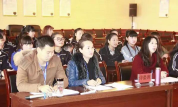 泾源民族职业中学阅读区