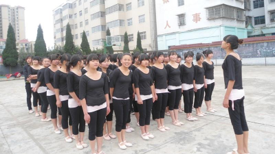 贵州瓮安职业技术学校阅读区