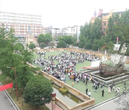 四川铁路学校阅读区