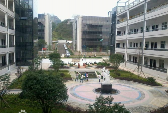 兴仁中学阅读区