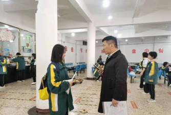 霸州市第五中学阅读区
