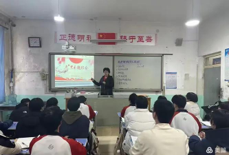 大石桥市官屯镇第三中学阅读区