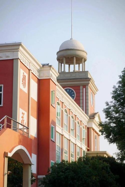 山阴中学阅读区