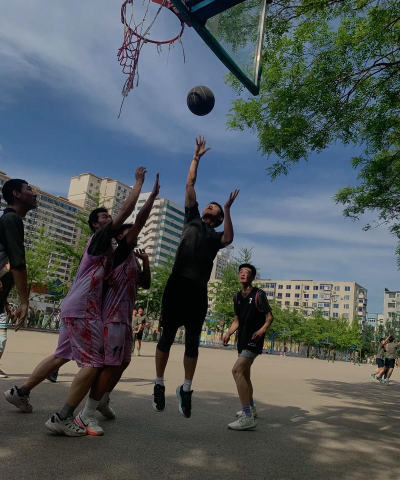 沈阳市第一二二中学阅读区