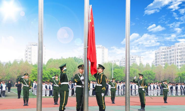 济宁高新区职业中等专业学校阅读区