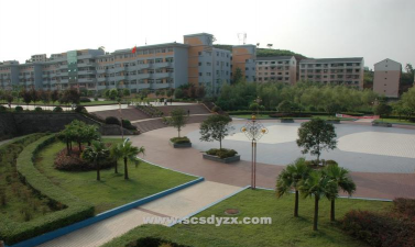 大英县大英中学蓬莱分校阅读区
