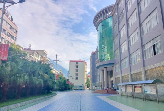 四川民族学院阅读区