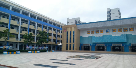 广西海河一分公司子弟学校阅读区