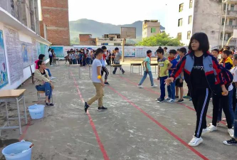 横县马山乡第一初级中学阅读区