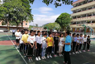 宾阳县思陇中学阅读区