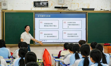宾阳县四镇初级中学阅读区