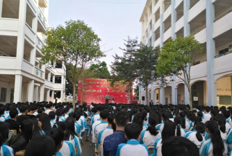 新盈中学阅读区