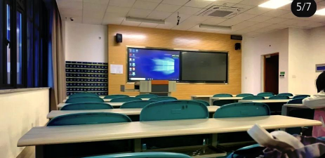 吉利学院阅读区