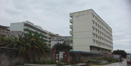 北高中学阅读区