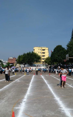 广西南宁横县陶圩完全中学阅读区